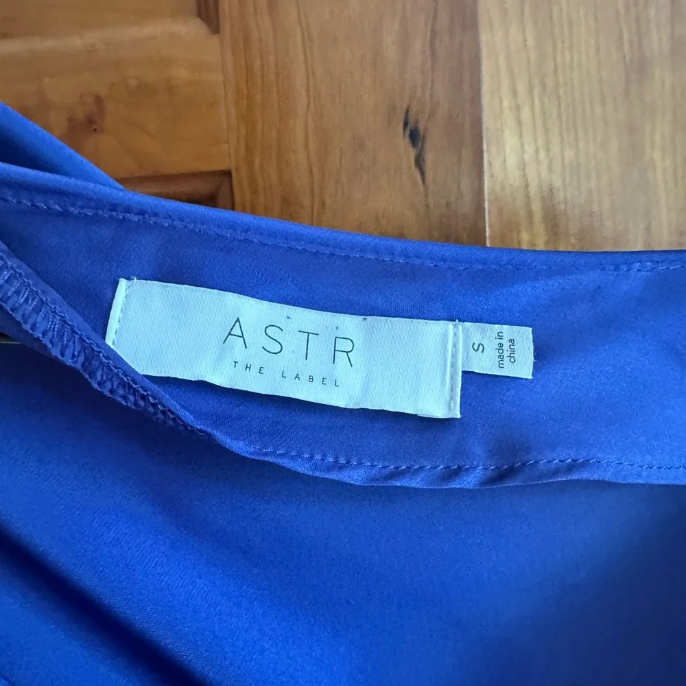 Astr X Revolve Monroe Dress. Asymmetrical Off the Shoulder Gown Blue - Picture 4 of 4